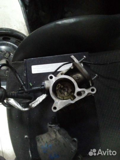 Volkswagen passat b6 2008г 1.8 т вакуумный усилите