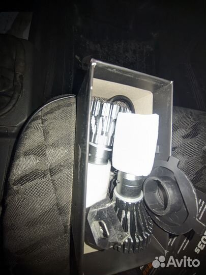 LED лампы amp h4