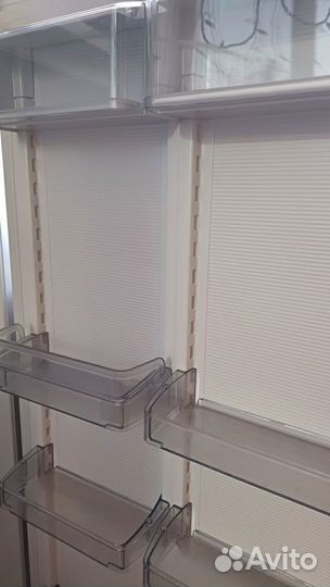 Продается холодильник Атлант