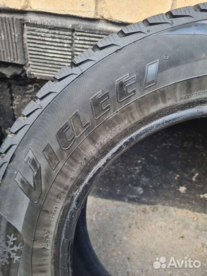 Viatti Brina Nordico V-522 205/65 R16 95T