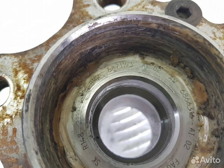 6871193 Ступица передняя BMW 5 G30/G31