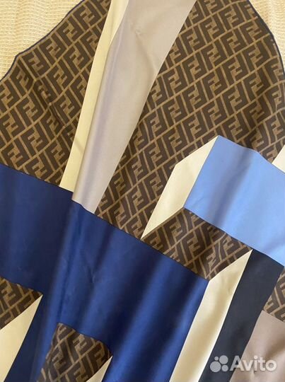 Платок fendi оригинал