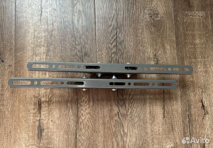 Кронштейн для телевизора