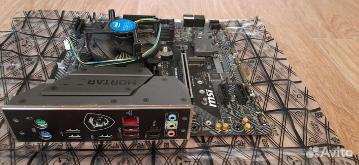 Мат.пл. MSI MAG B365M mortar c Intel Core i5-9400F