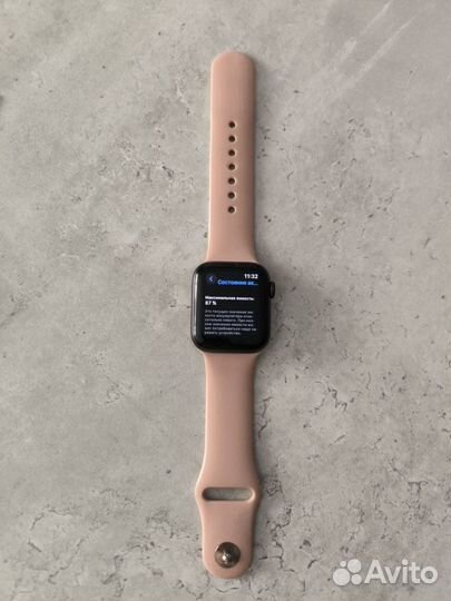 Apple watch se nike 40мм