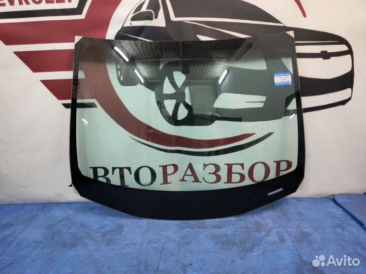 Стекло лобовое Cobalt