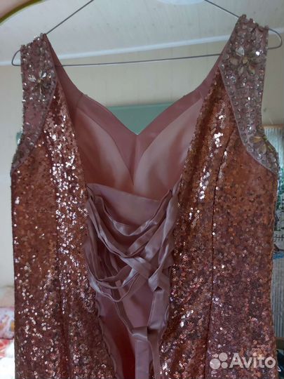 Вечернее платье 46 размера в пол