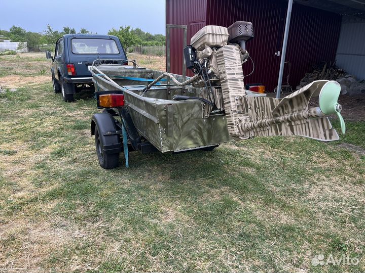 Лодка болотоход