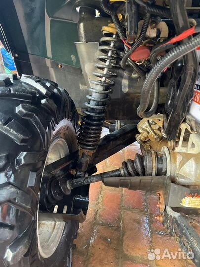 Квадроцикл BRP