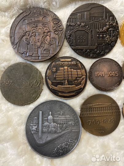 Настольные медали