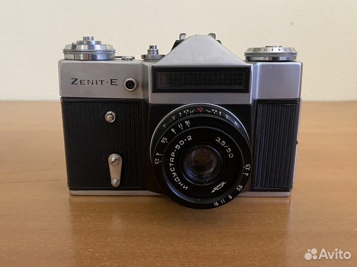 Zenit-E фотоаппарат с объективом