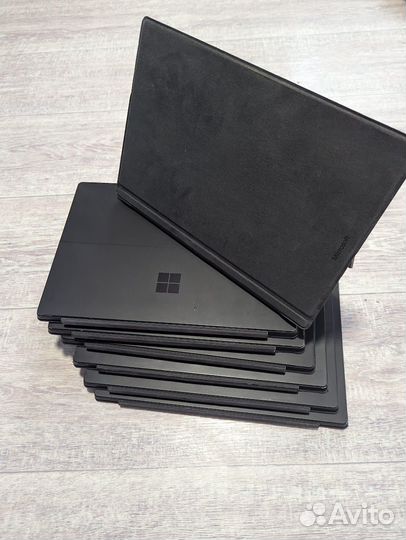 Microsoft Surface Pro 6 i5-8250U 8GB 256 SSD