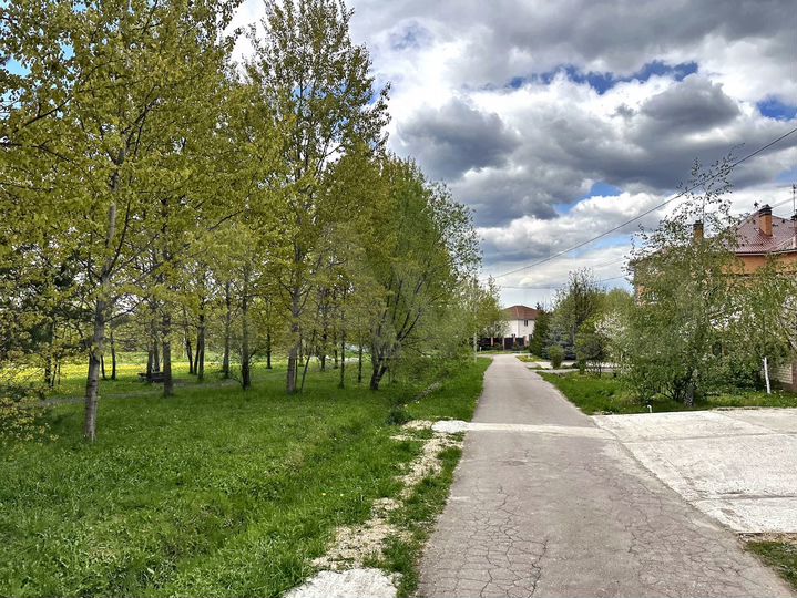 Участок 8 сот. (ИЖС)