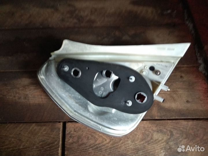 Фара задняя правая Хонда Фит Honda Fit GD-1