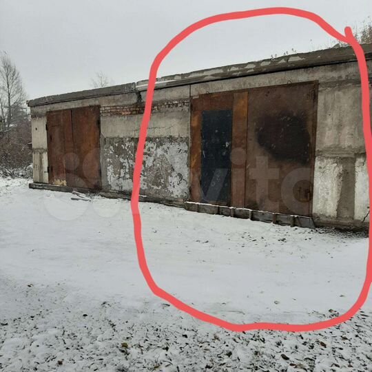 Гараж, > 30 м²