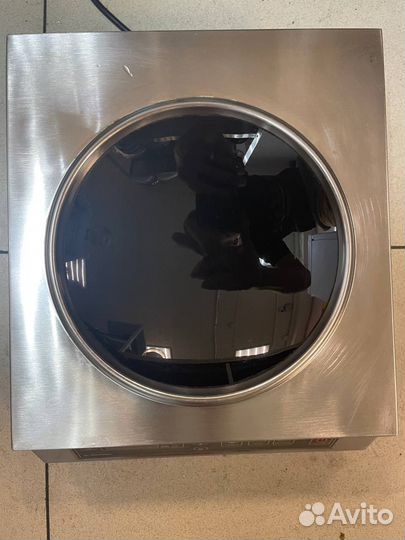 Плита индукционная wok