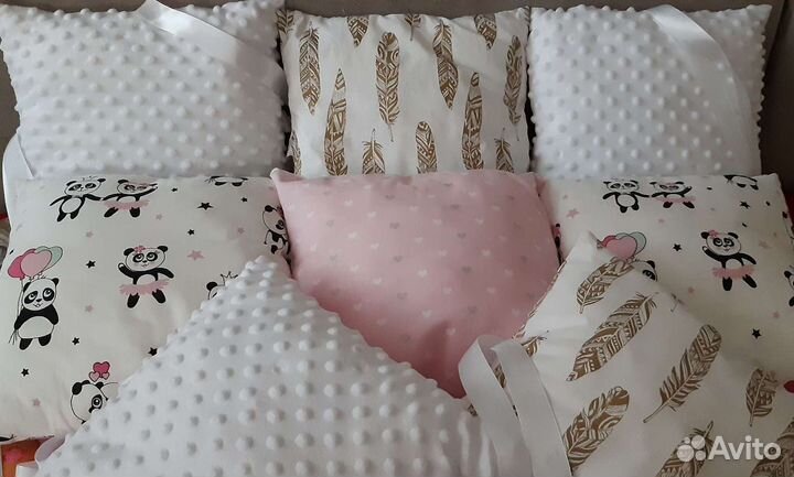 Бортики подушки в детскую кроватку