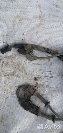 Амортизатор передний левый KIA RIO 3 546504Y000