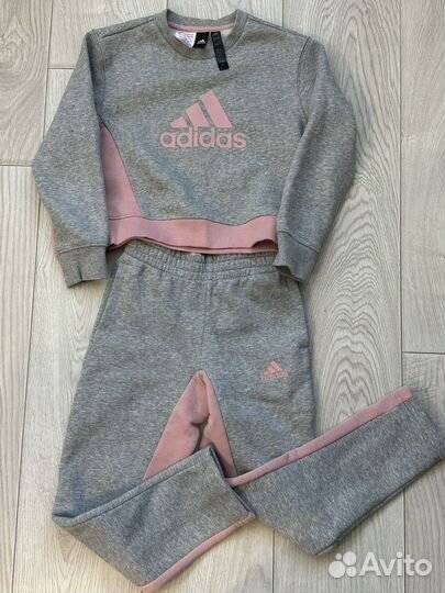 Спортивный костюм adidas 7-8лет