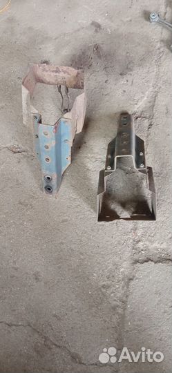 Кронштейн (крепление) DAF XF 105 2008