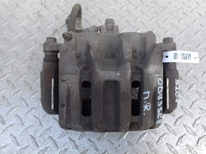 Суппорт передний правый Honda Odyssey 3