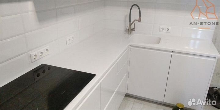 Столешница из искусственного камня для кухни