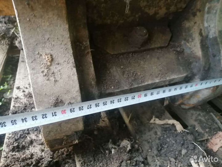 Тилтротатор Engcon без ковша