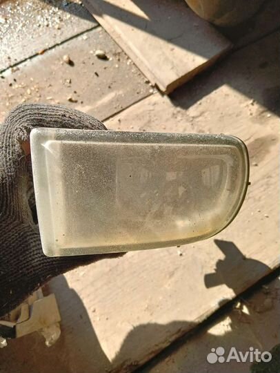 Противотуманные фары Тойота avensis