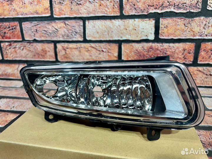 Птф правая Volkswagen Polo 2015-2020 под 2 лампы