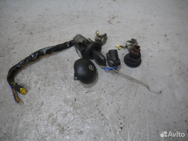 Замок зажигания Nissan Almera (2013-2019) G15