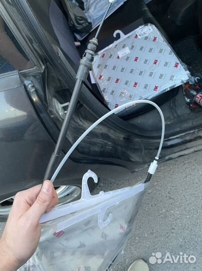 Тросы ручного тормоза на peugeot 307