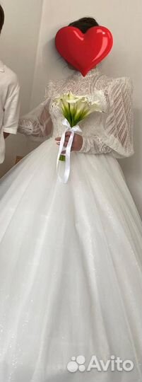 Свадебное платье