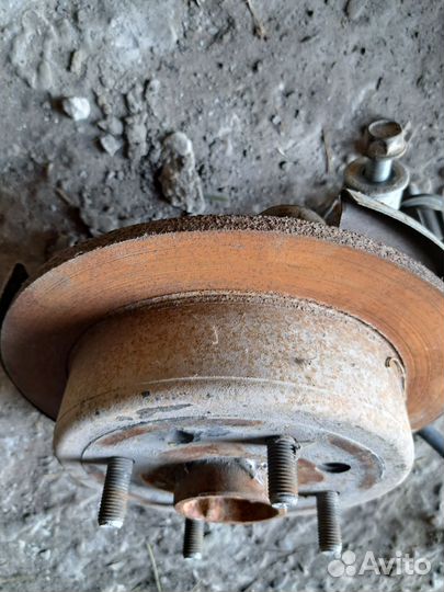 Цапфа задняя в сборе Chevrolet Lacetti