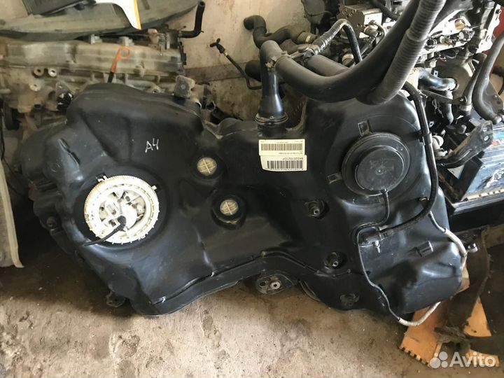 Бак топливный audi a4 b8