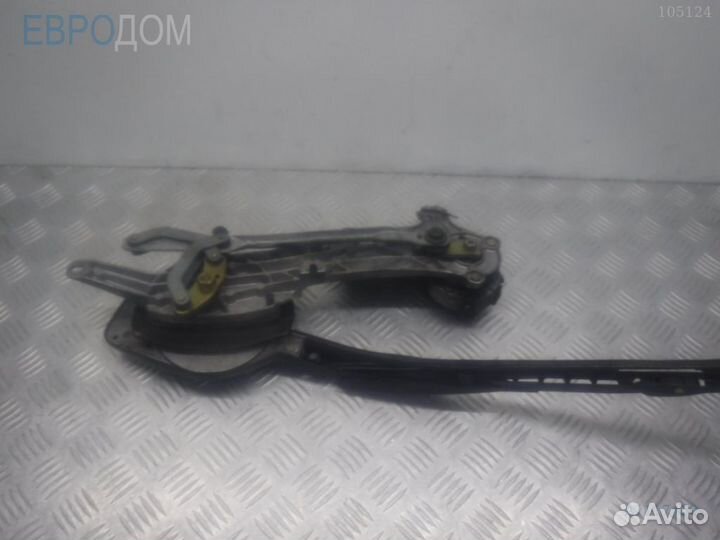 Щеткодержатель задний mercedes 463 s1117450