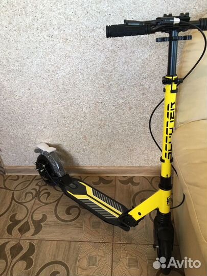 Новые самокаты Скутер с дисковым тормозом, в ярком