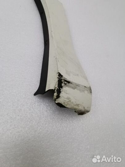 Накладка крыла передняя левая Toyota Alphard H10