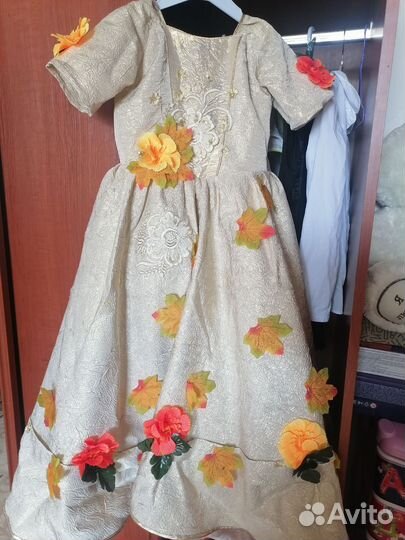 Нарядное платье