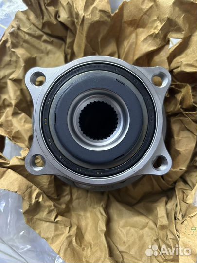 Передний ступичный подшипник Hyundai santa fe