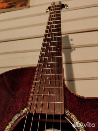 Акустическая гитара Sevillana, трансакустика