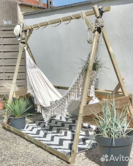 Уличная садовая лежанка гамак в стиле лофт