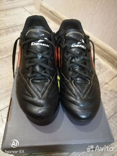 Футбольные бутсы demix 35размер
