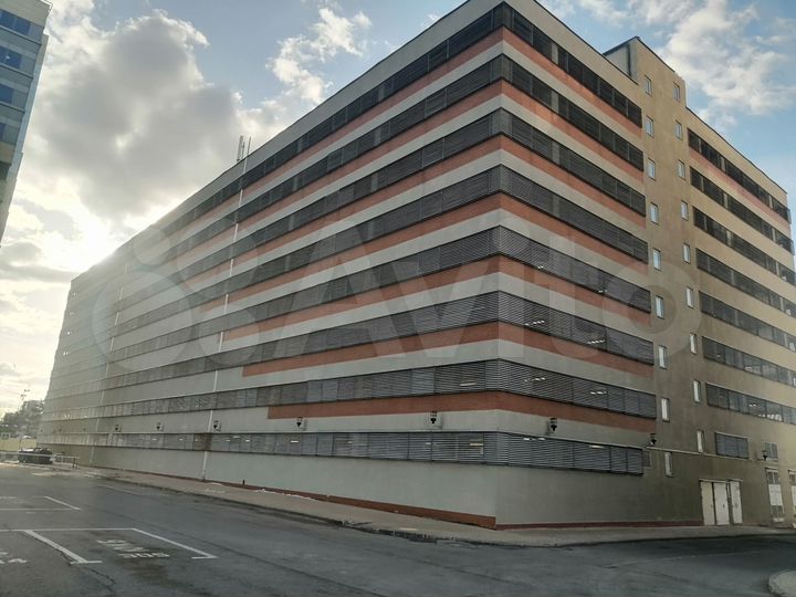 Машиноместо, 14 м²