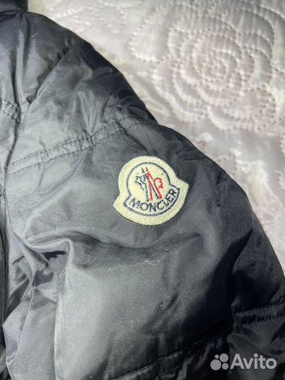 Пуховик Moncler