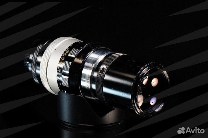 Nikon 200 mm F 4 / 682