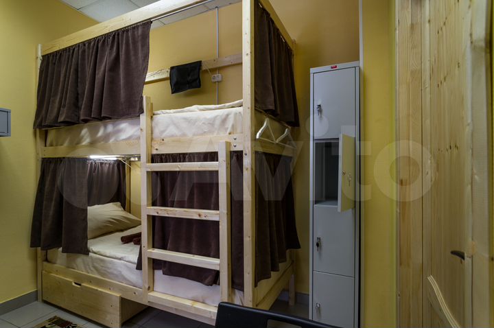Комната 25 м², 1/4 эт.