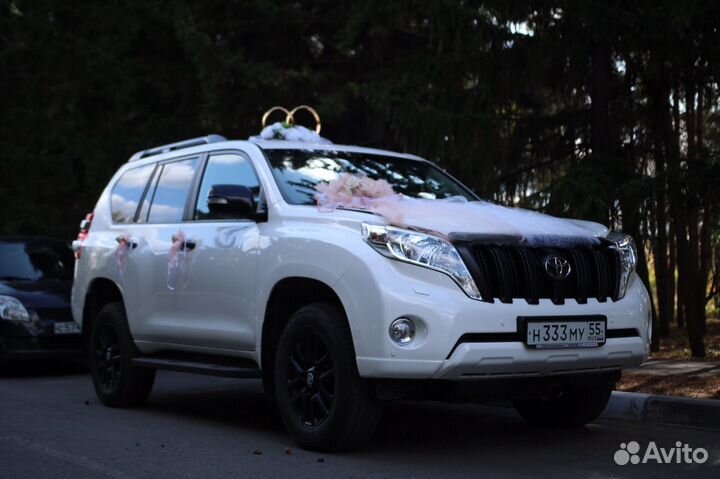 Лента украшение на свадебную машину