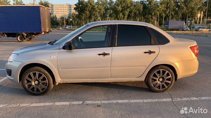 LADA Granta 1.6 МТ, 2016, 61 000 км