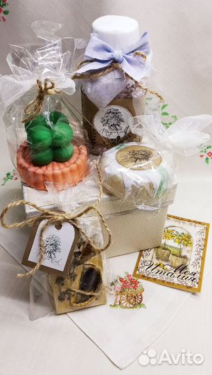 Подарочный набор, подарочный бокс