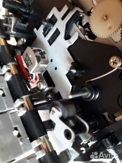 Лентопротяжный механизм LG